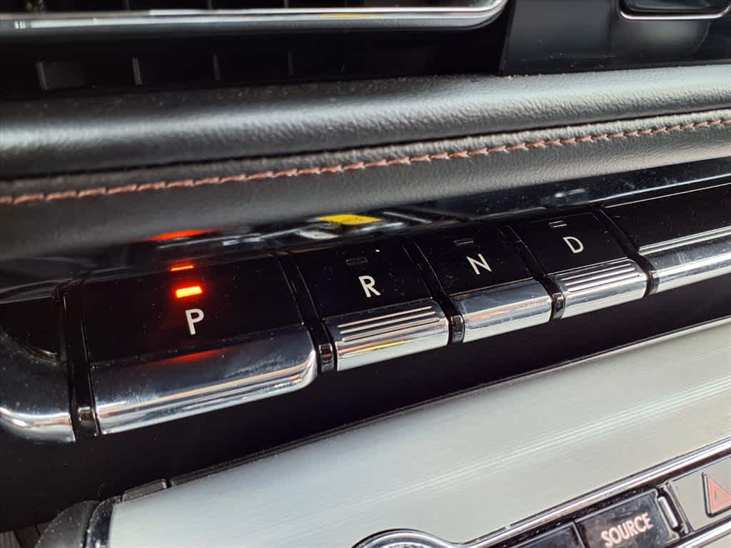 Thumbnail: 2024 Lincoln Aviator - 17