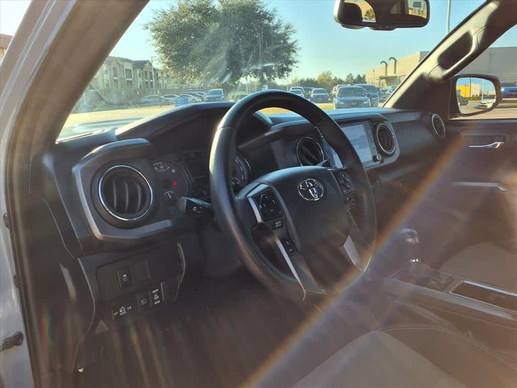 Thumbnail: 2020 Toyota Tacoma - 2