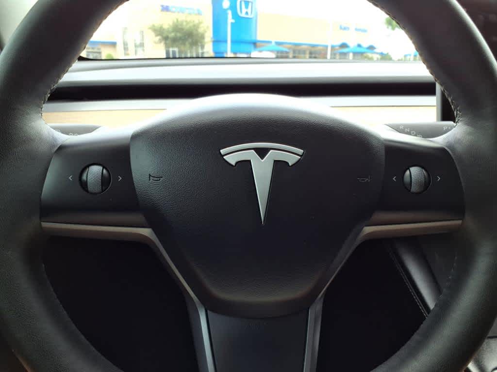 Thumbnail: 2022 Tesla Model Y - 24