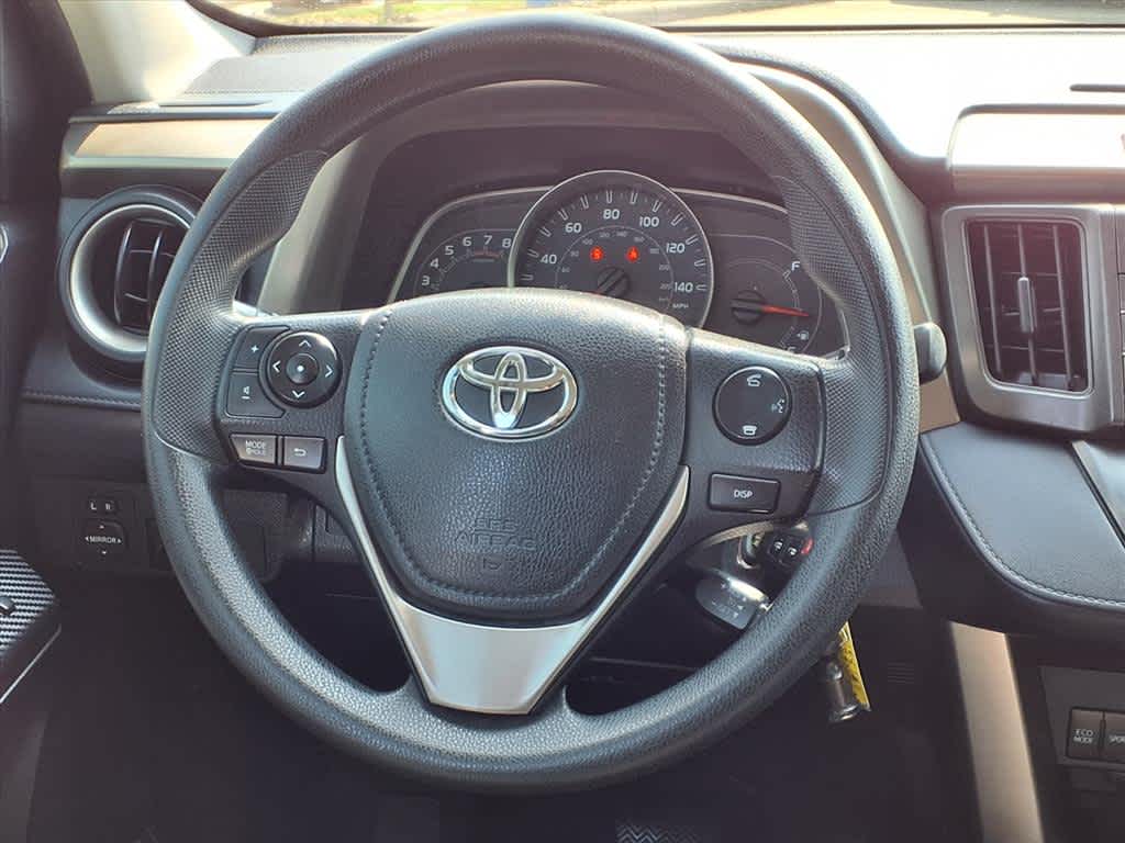 Thumbnail: 2014 Toyota RAV4 - 16