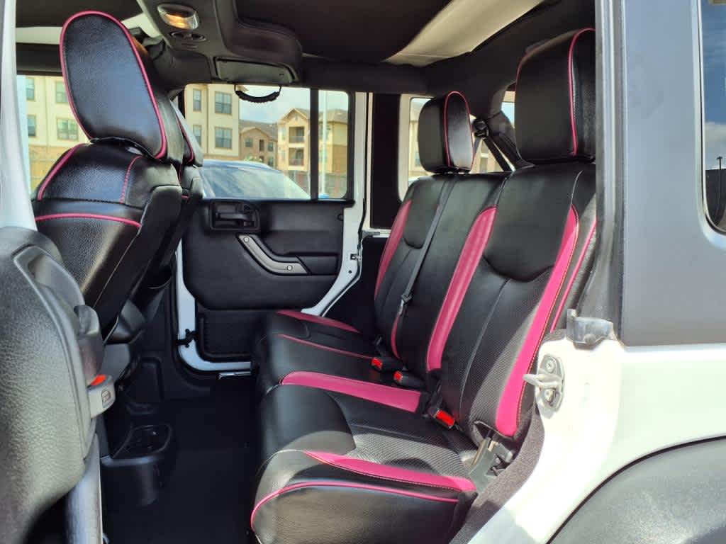 Thumbnail: 2018 Jeep Wrangler - 13
