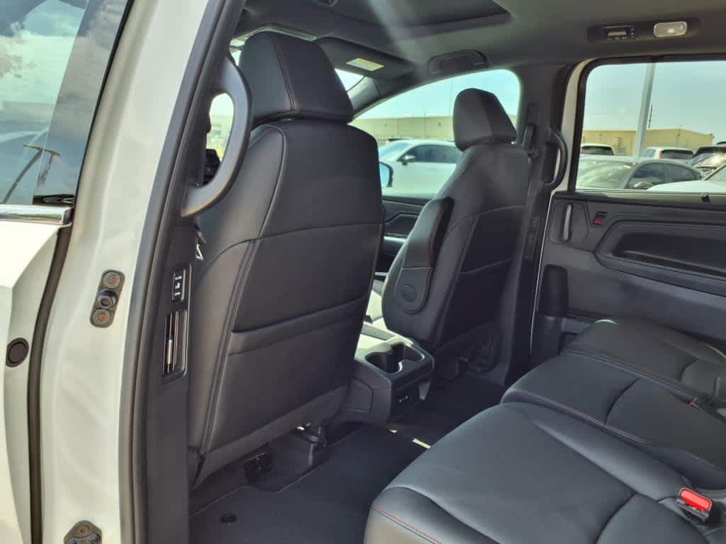 Thumbnail: 2025 Honda Odyssey - 12