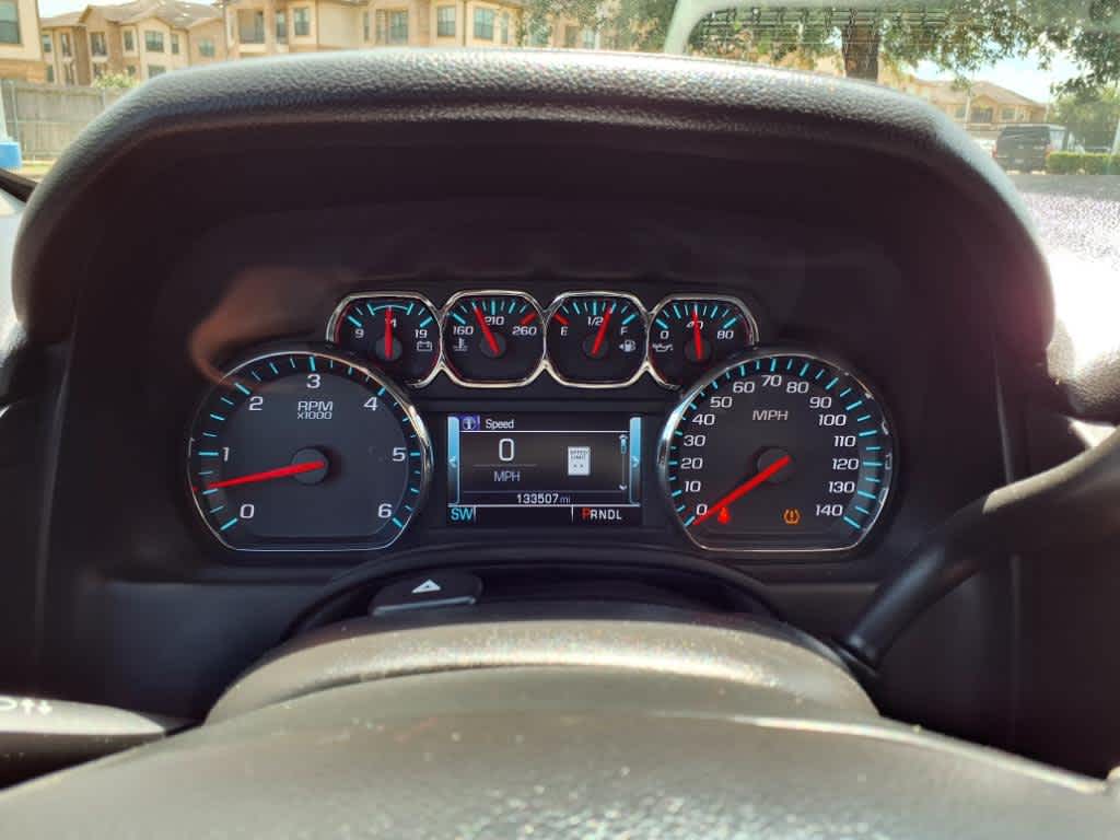 Thumbnail: 2019 Chevrolet Tahoe - 18