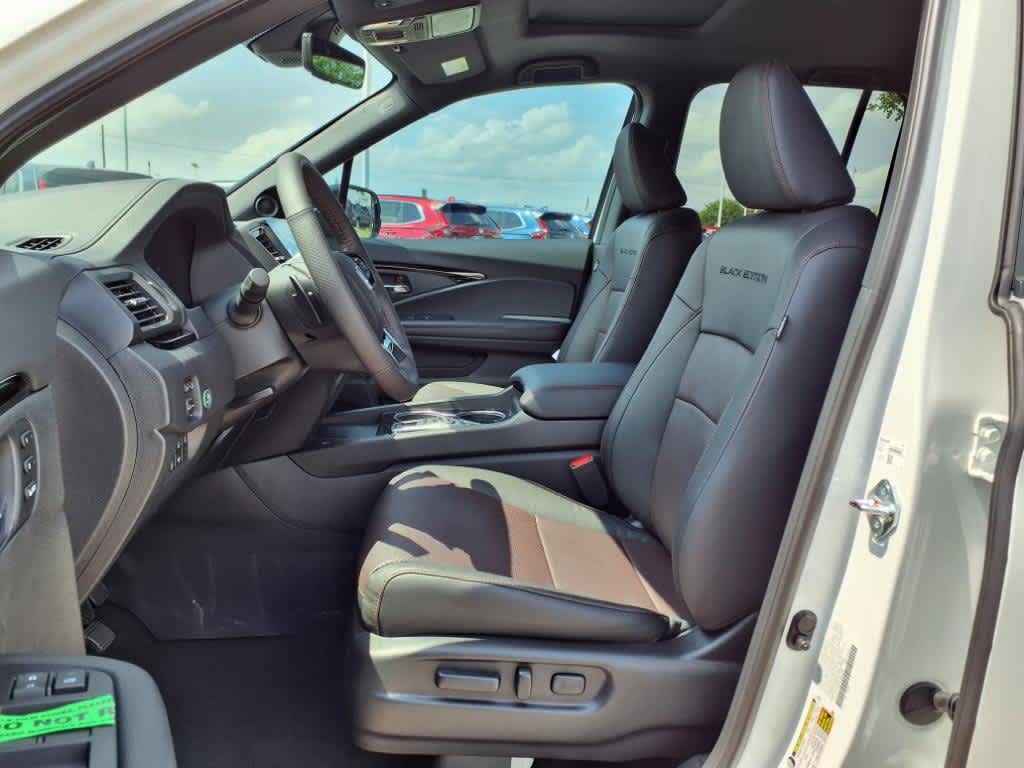 Thumbnail: 2025 Honda Ridgeline - 11