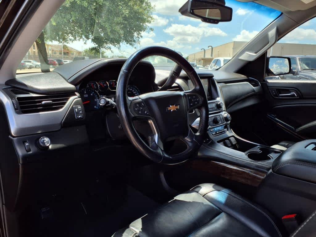 Thumbnail: 2019 Chevrolet Tahoe - 2