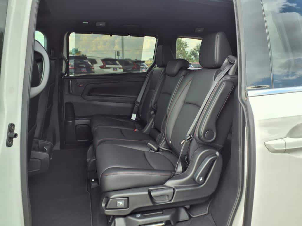 Thumbnail: 2025 Honda Odyssey - 13