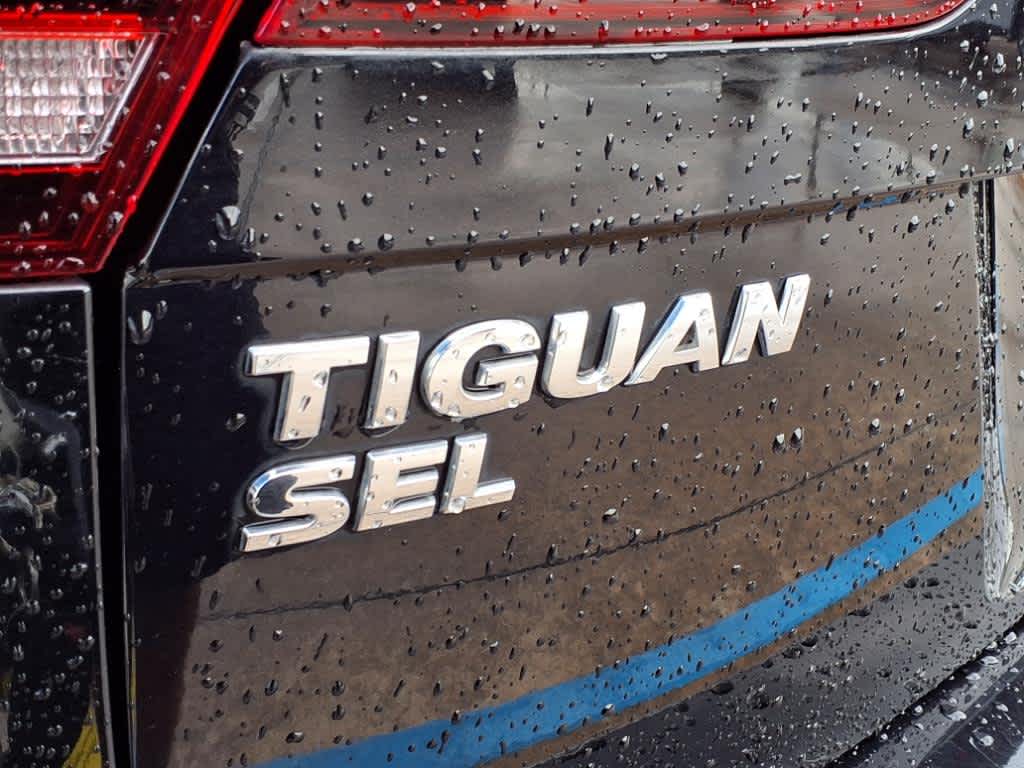 Thumbnail: 2018 Volkswagen Tiguan - 7