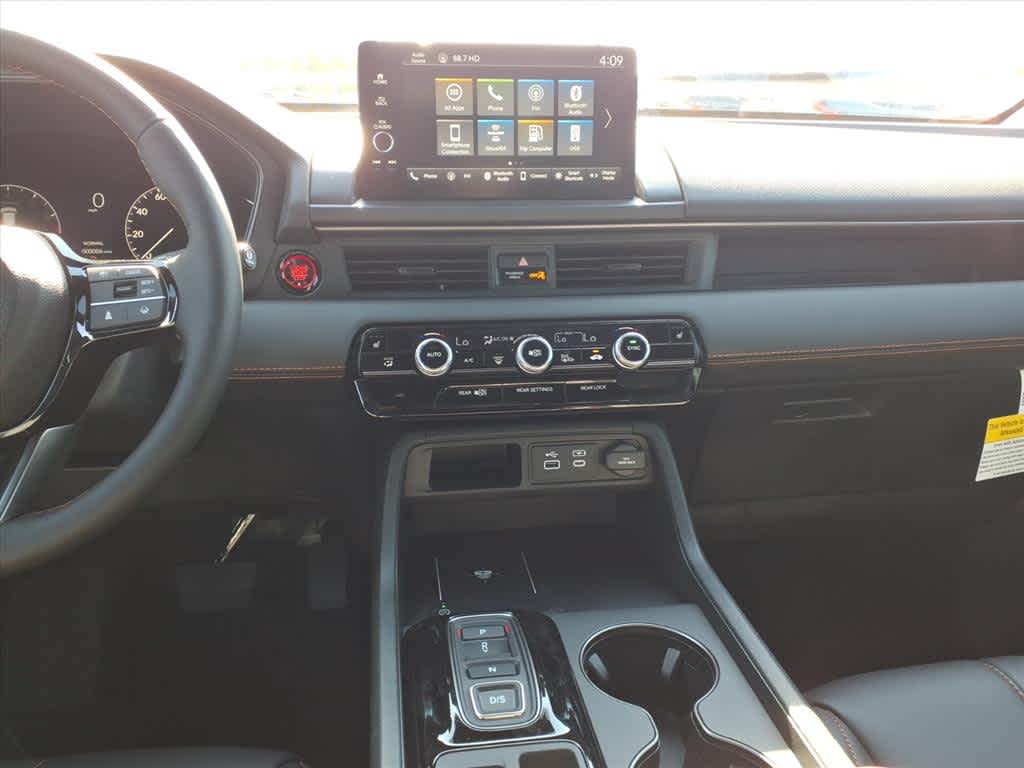 Thumbnail: 2025 Honda Pilot - 16