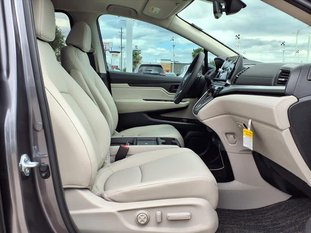 Thumbnail: 2026 Honda Odyssey - 18