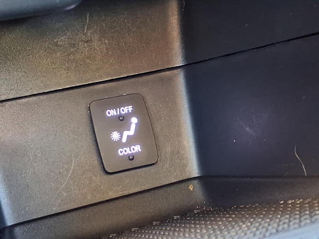 Thumbnail: 2021 Nissan Kicks - 25