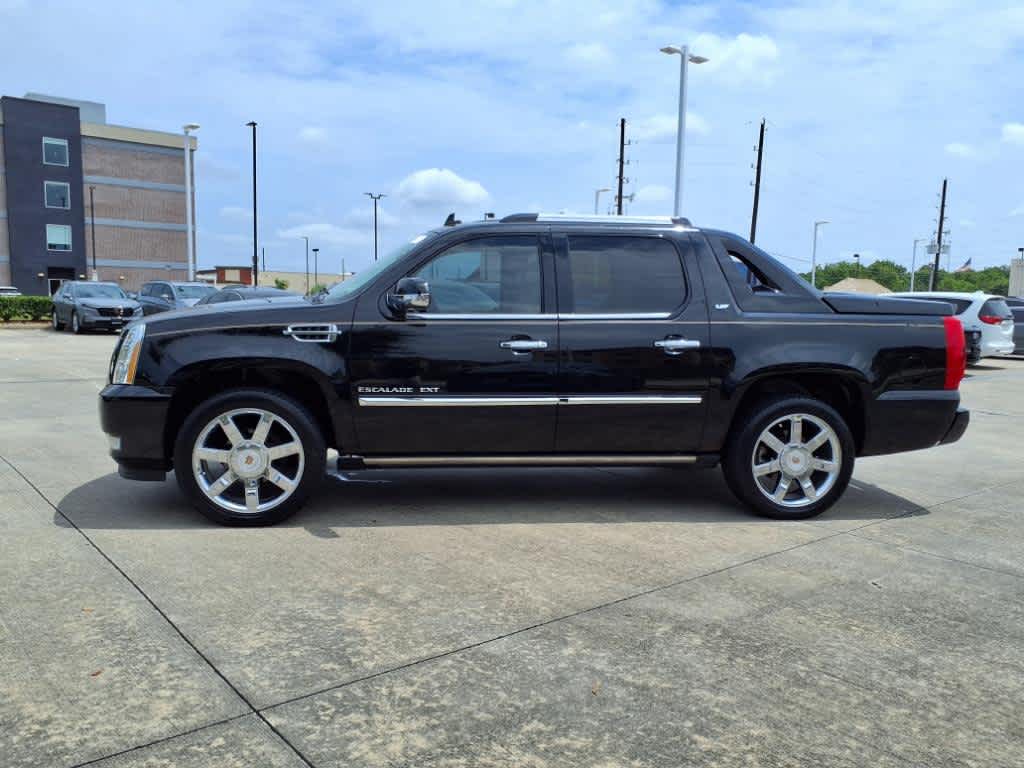 Thumbnail: 2013 Cadillac Escalade - 3