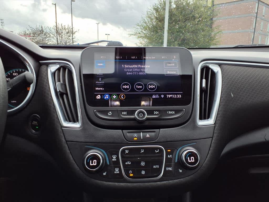 Thumbnail: 2020 Chevrolet Malibu - 16