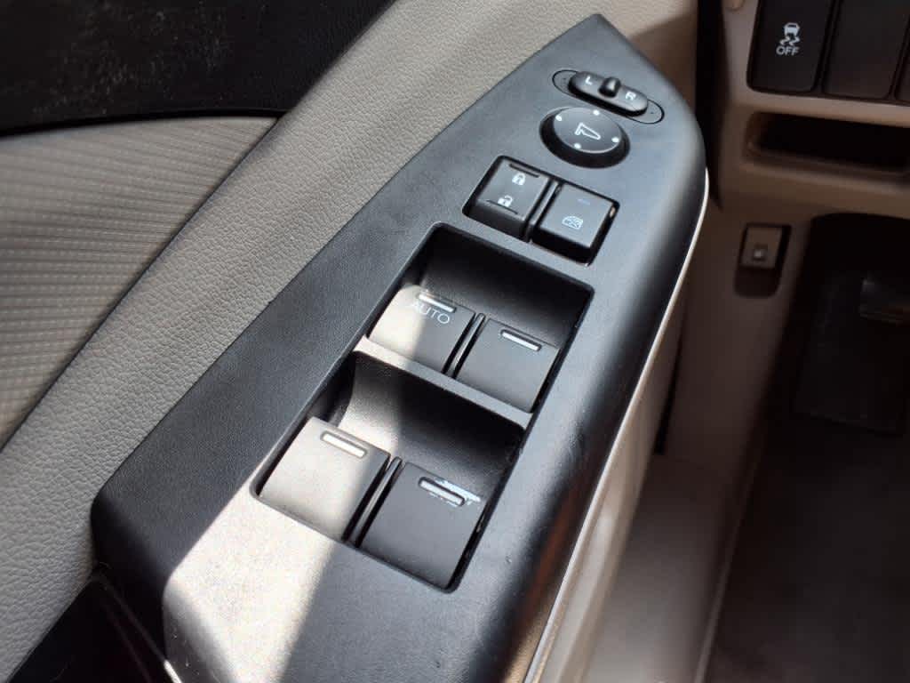 Thumbnail: 2014 Honda CR-V - 25