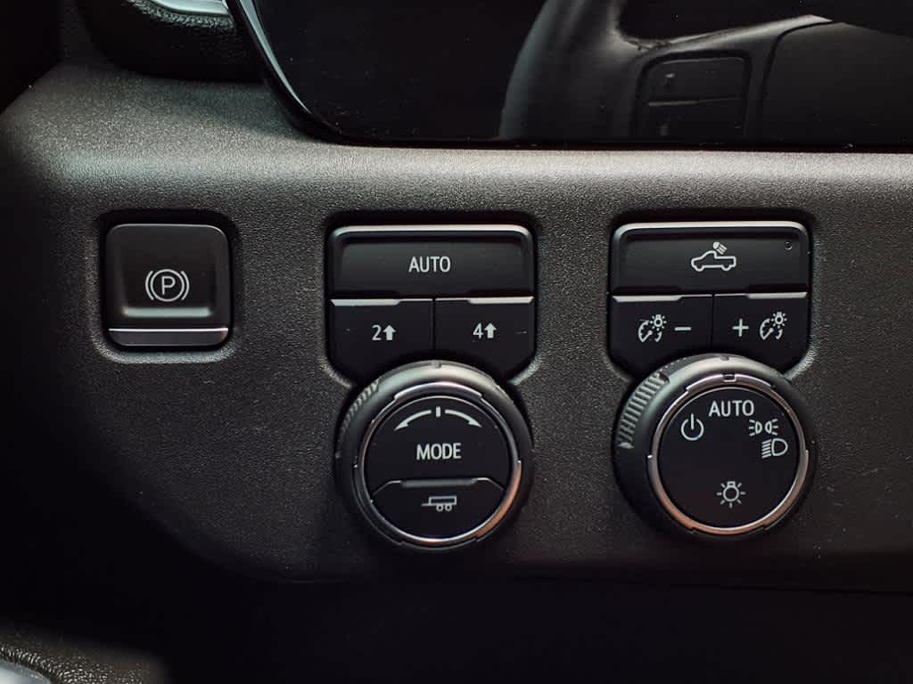 2023 Chevrolet Silverado 1500 LT 24