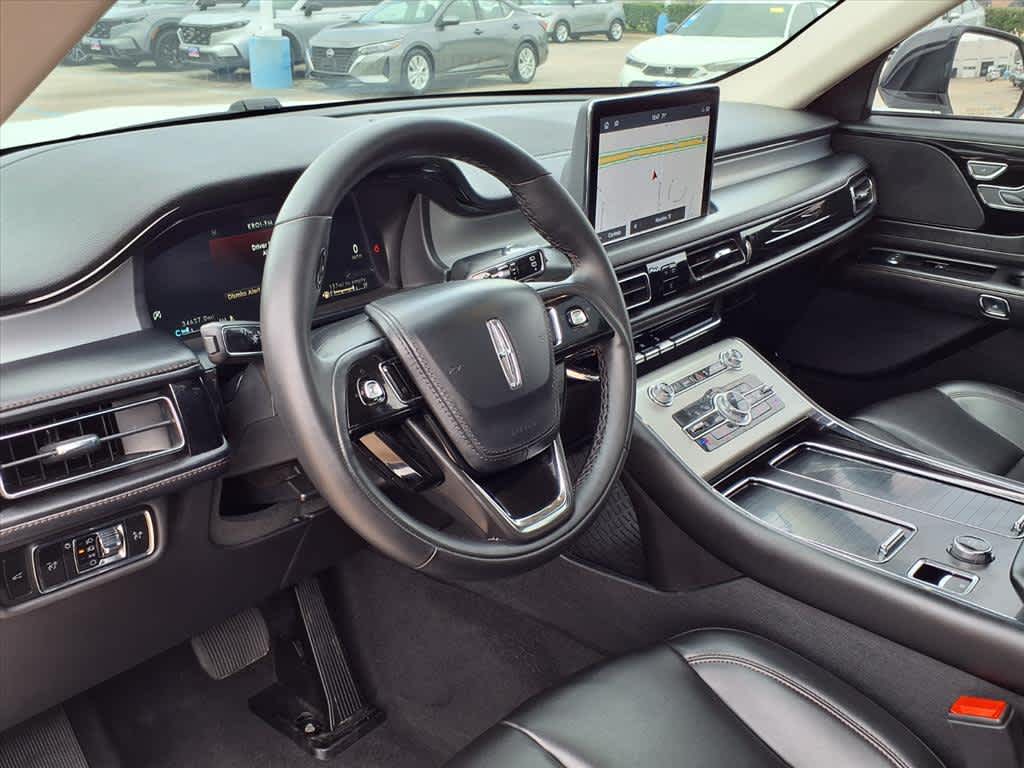 Thumbnail: 2024 Lincoln Aviator - 2