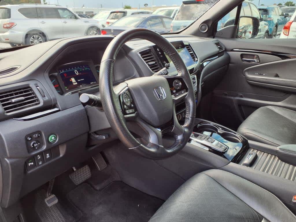 Thumbnail: 2019 Honda Passport - 2
