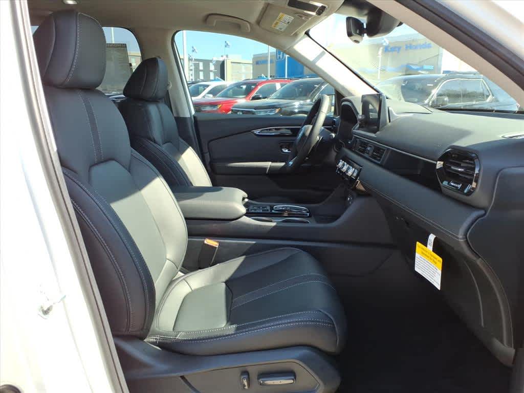 Thumbnail: 2025 Honda Pilot - 14