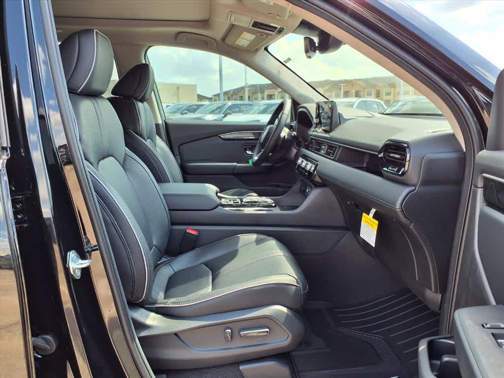 Thumbnail: 2025 Honda Pilot - 14