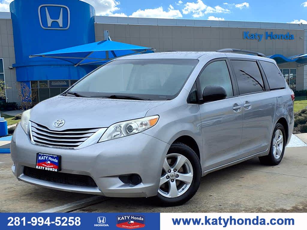 2017 Toyota Sienna LE -
                  Katy, TX