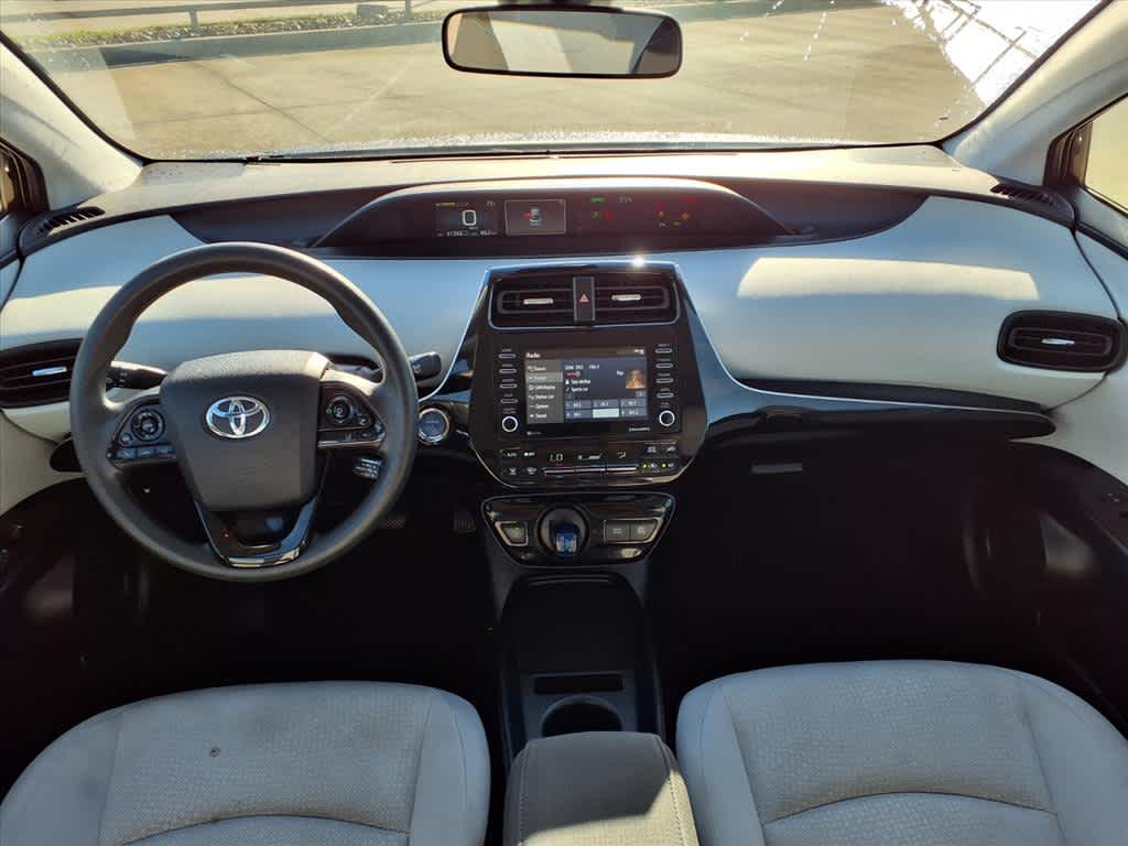 Thumbnail: 2022 Toyota Prius - 10