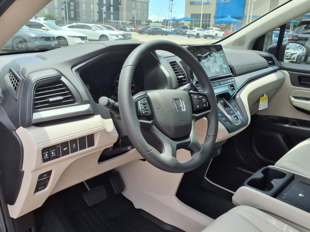 Thumbnail: 2025 Honda Odyssey - 2