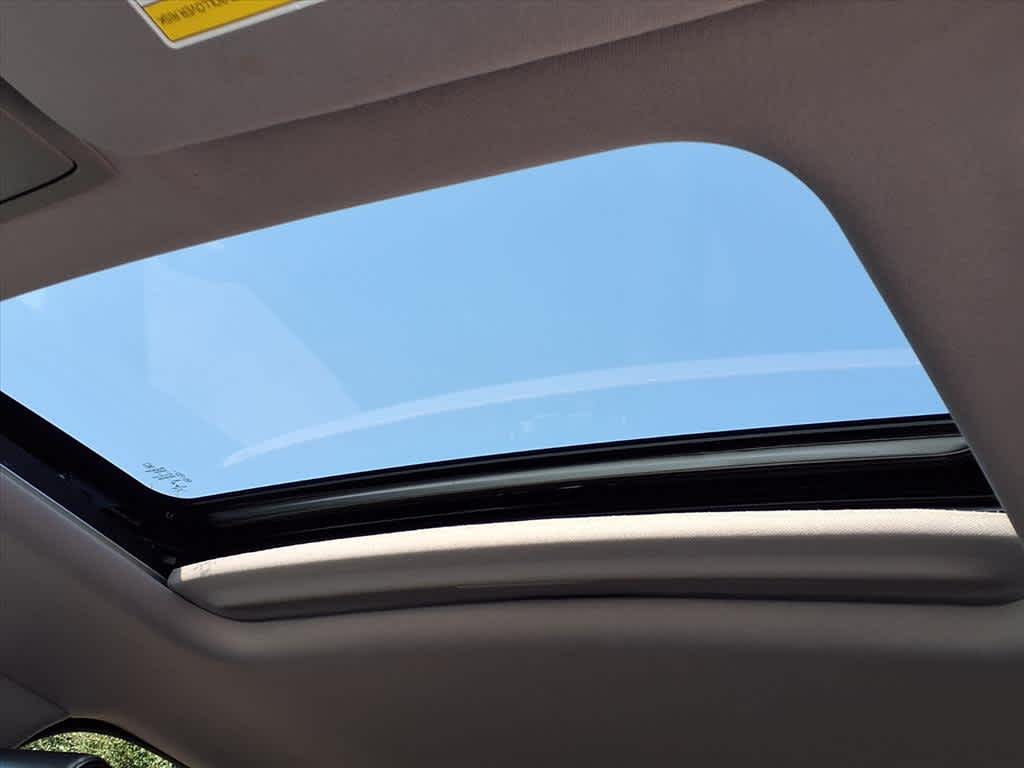 Thumbnail: 2019 Honda CR-V - 17