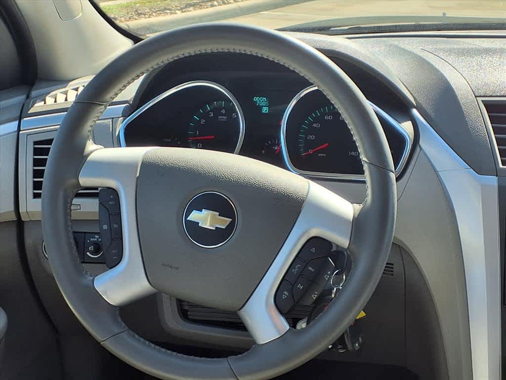 Thumbnail: 2012 Chevrolet Traverse - 17