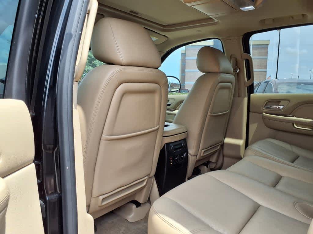 Thumbnail: 2013 Cadillac Escalade - 12