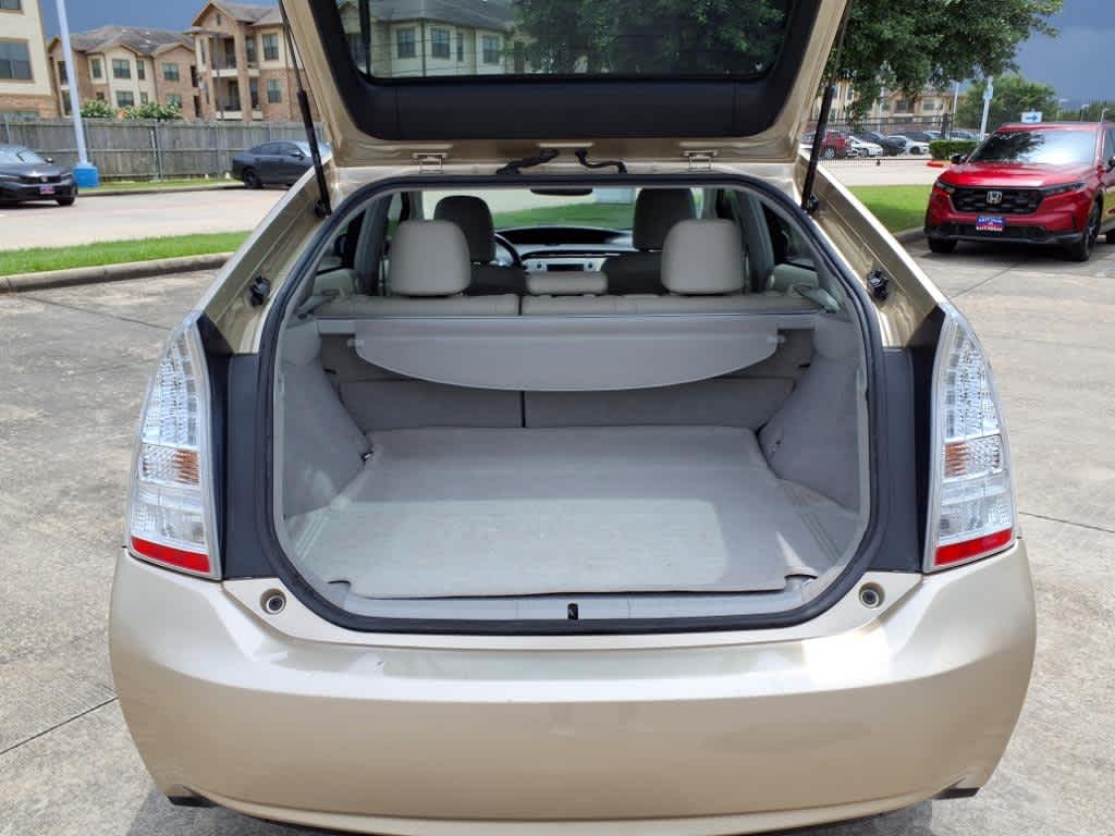 Thumbnail: 2011 Toyota Prius - 19