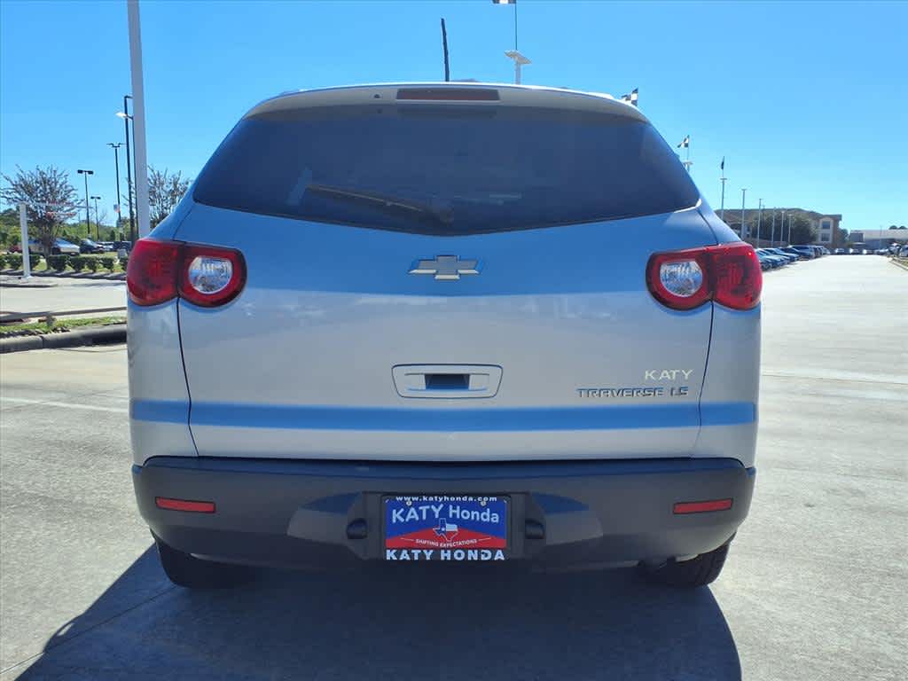 Thumbnail: 2012 Chevrolet Traverse - 5