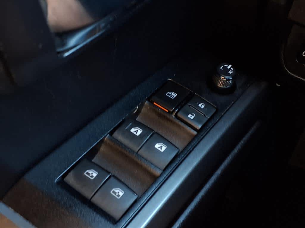 Thumbnail: 2020 Toyota Tacoma - 27