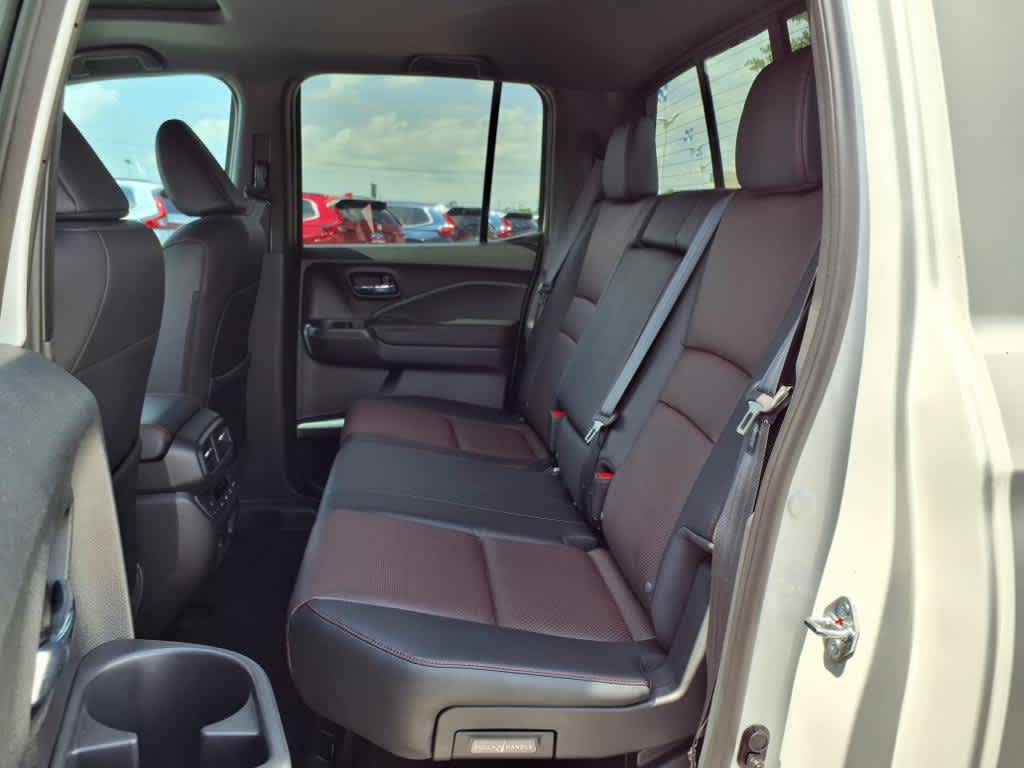 Thumbnail: 2025 Honda Ridgeline - 13