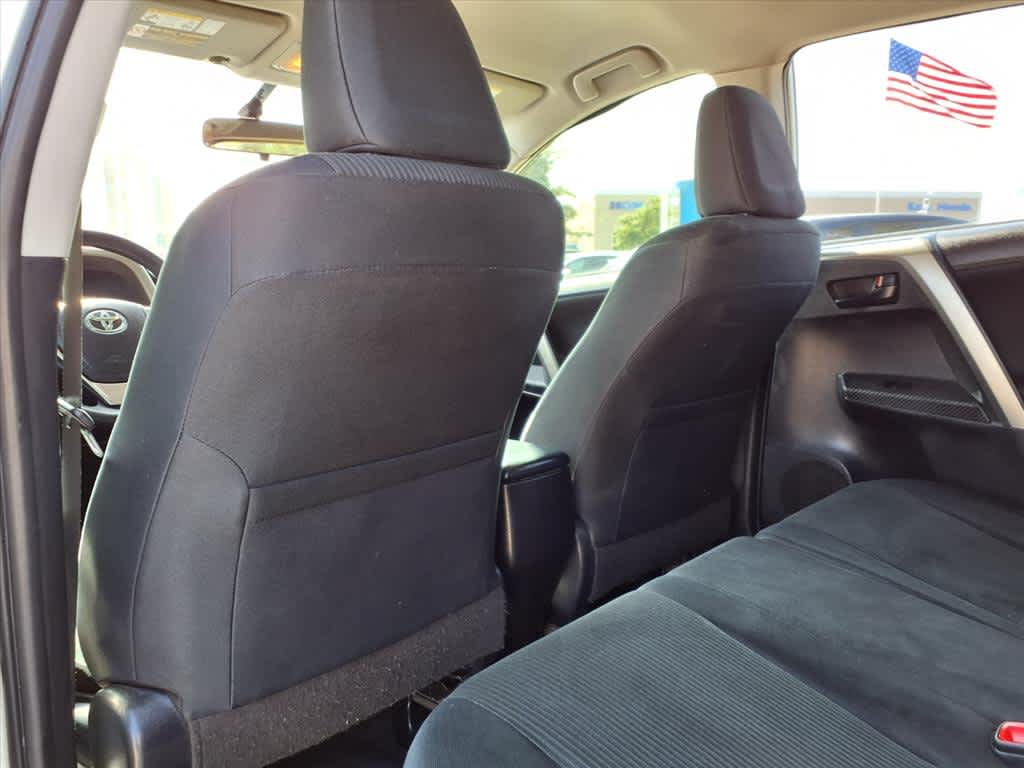 Thumbnail: 2014 Toyota RAV4 - 13