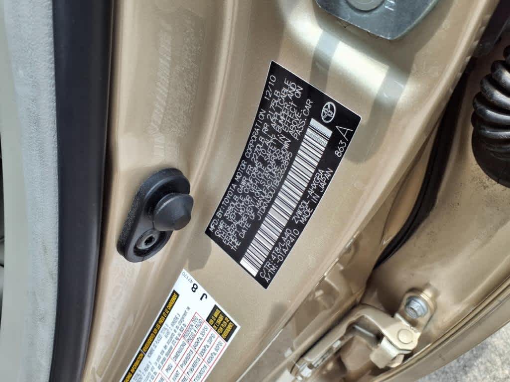 Thumbnail: 2011 Toyota Prius - 21