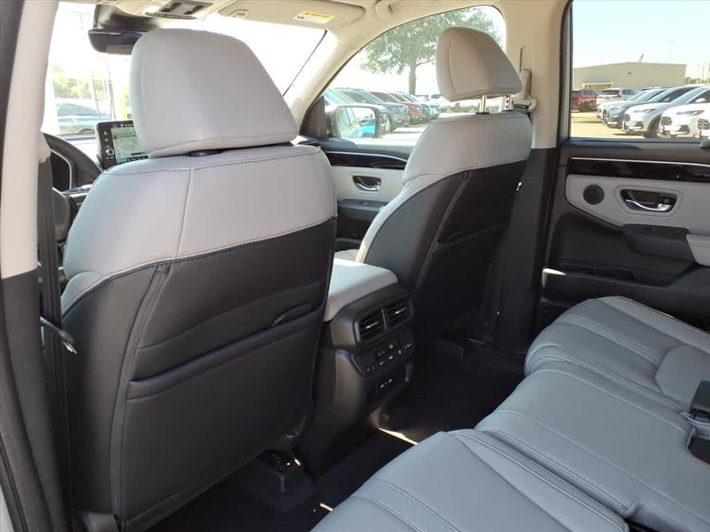 Thumbnail: 2025 Honda Pilot - 12