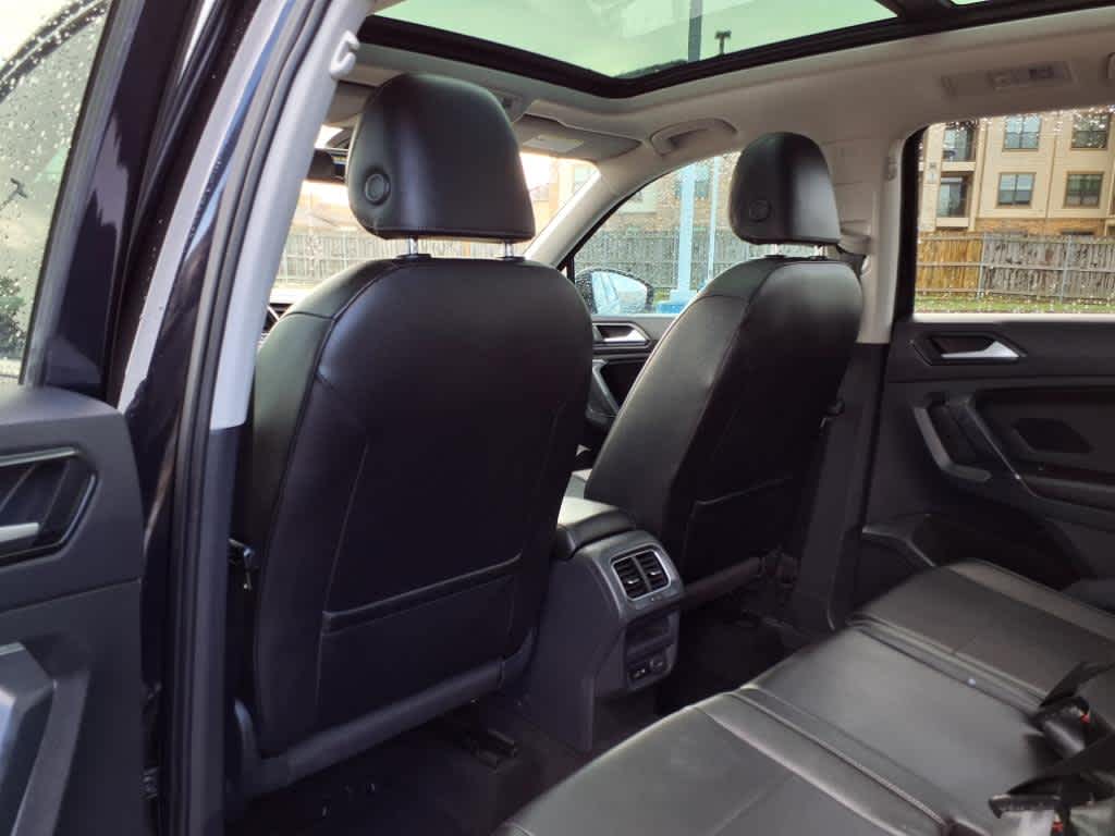 Thumbnail: 2018 Volkswagen Tiguan - 12