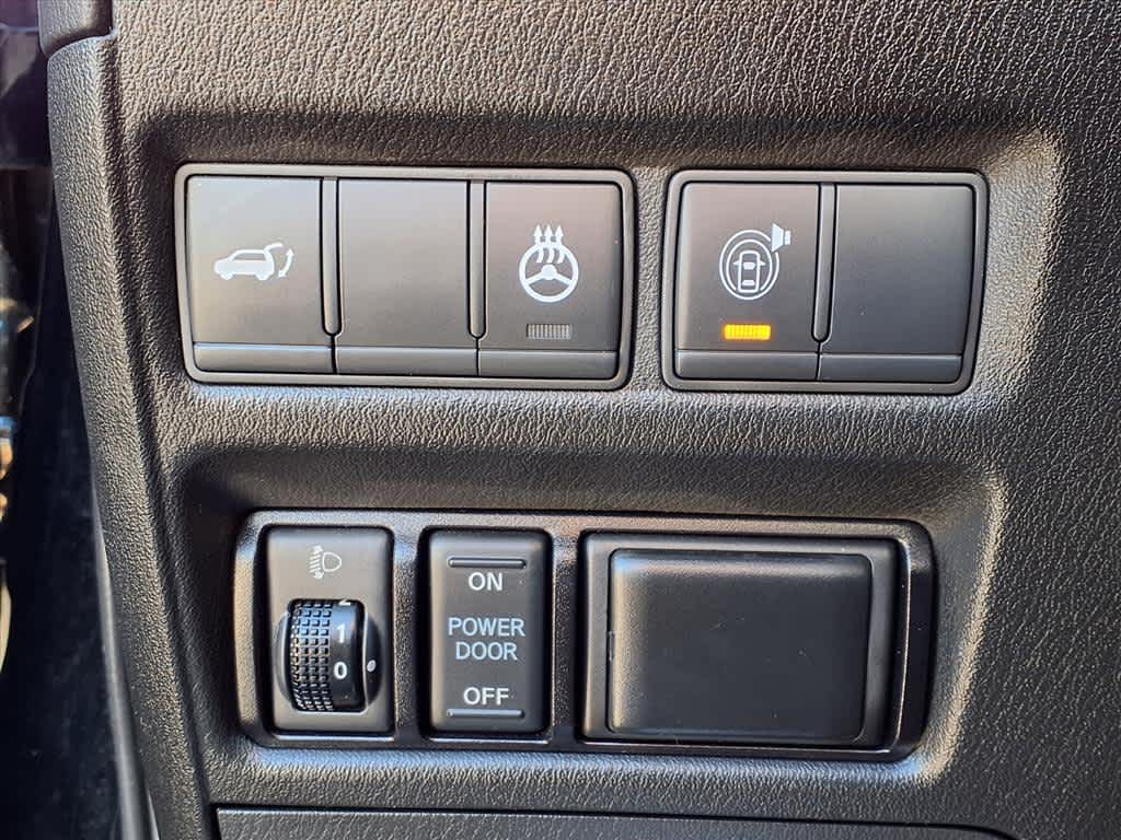 Thumbnail: 2018 Nissan Armada - 30