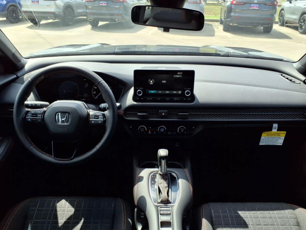 2025 Honda HR-V Sport 10