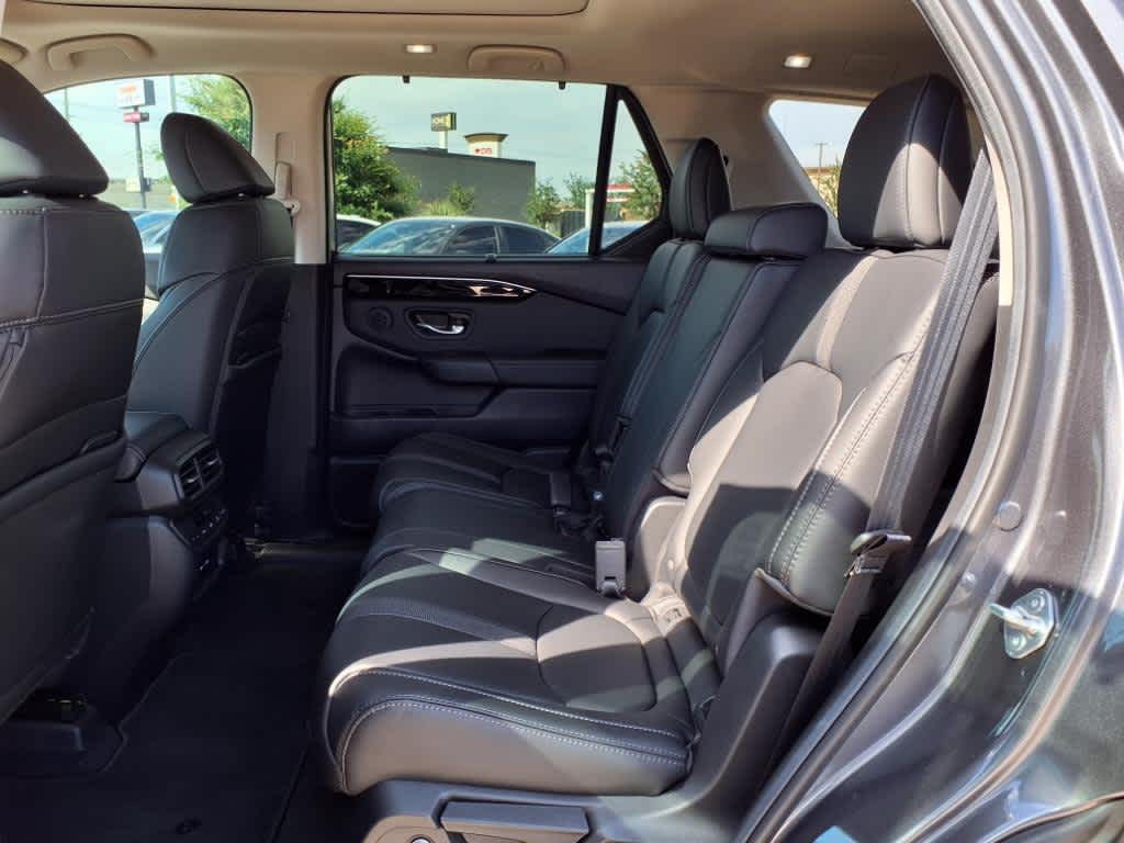 Thumbnail: 2025 Honda Pilot - 13