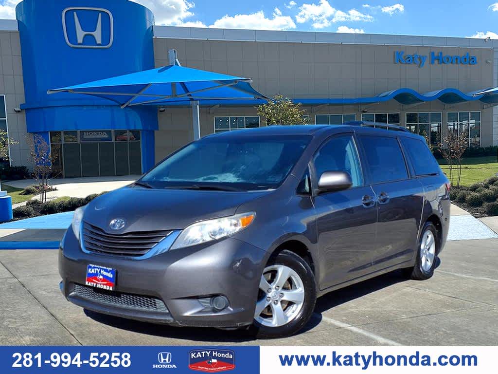 2015 Toyota Sienna LE -
                  Katy, TX