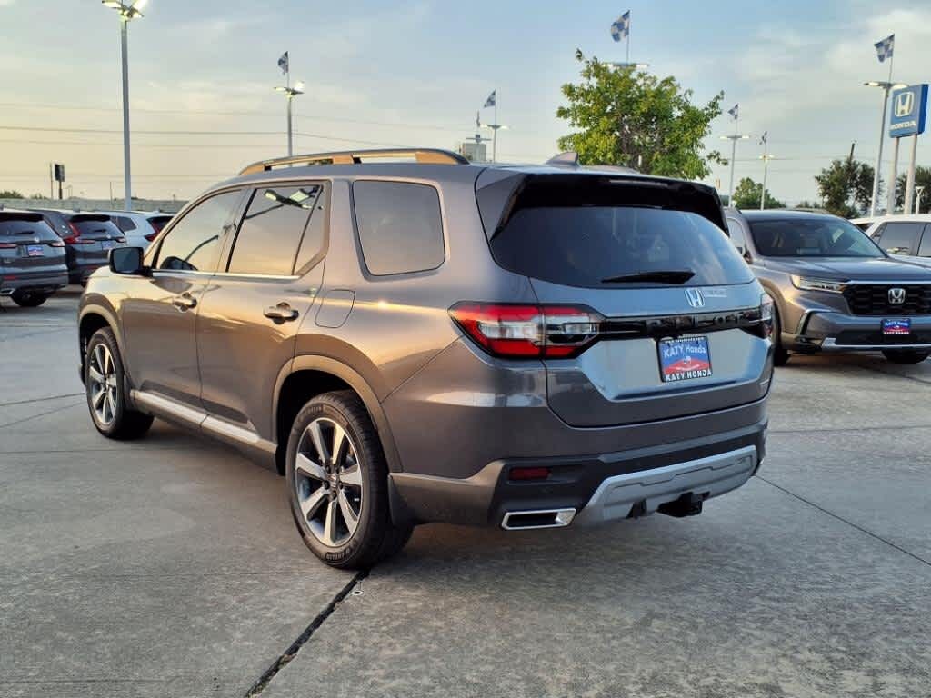 New 2025 Honda Pilot Touring SUV
