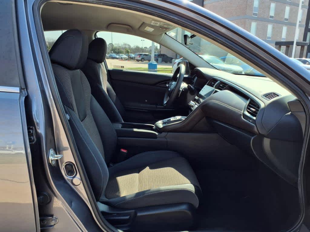 Thumbnail: 2020 Honda Insight - 14