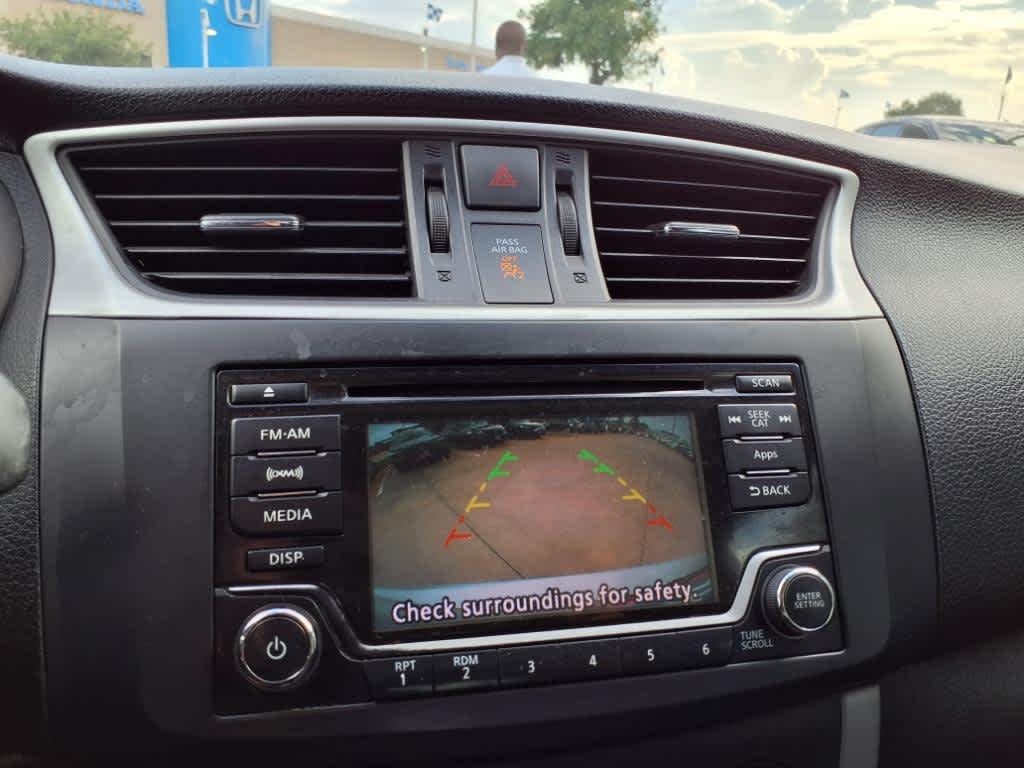 Thumbnail: 2015 Nissan Sentra - 22