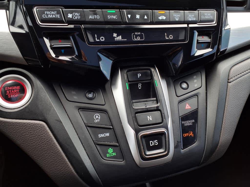 Thumbnail: 2018 Honda Odyssey - 17
