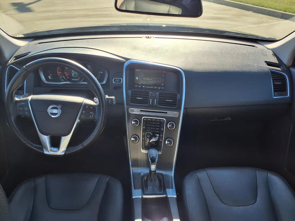 Thumbnail: 2015 Volvo XC60 - 10