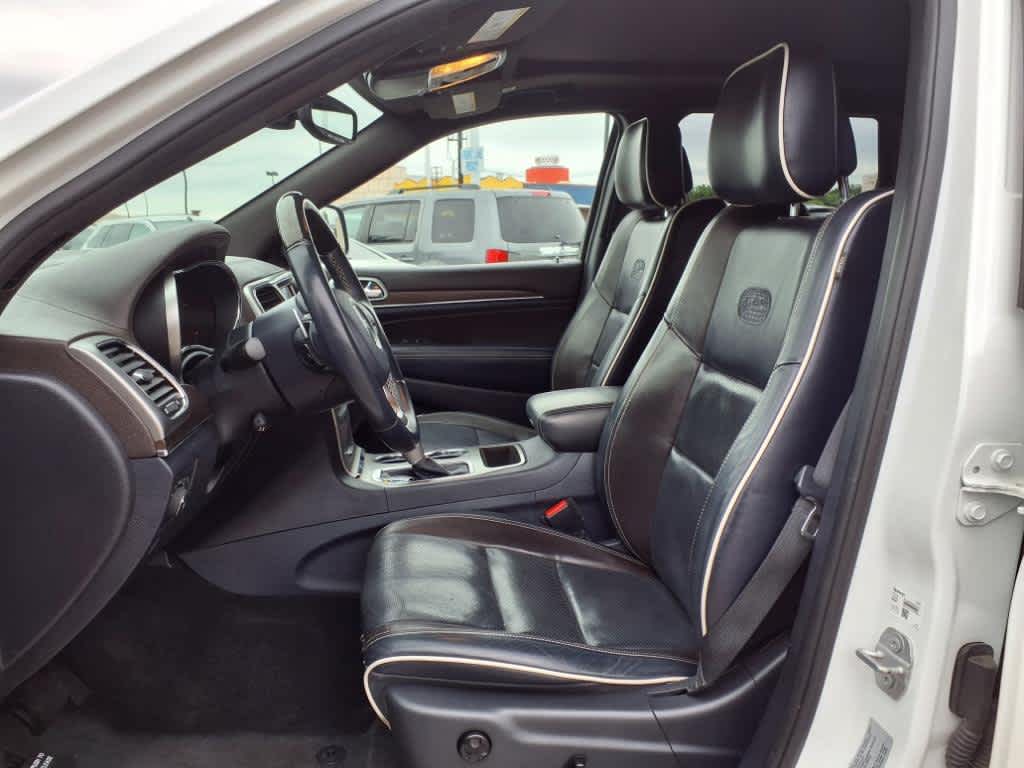 2017 Jeep Grand Cherokee Overland 11