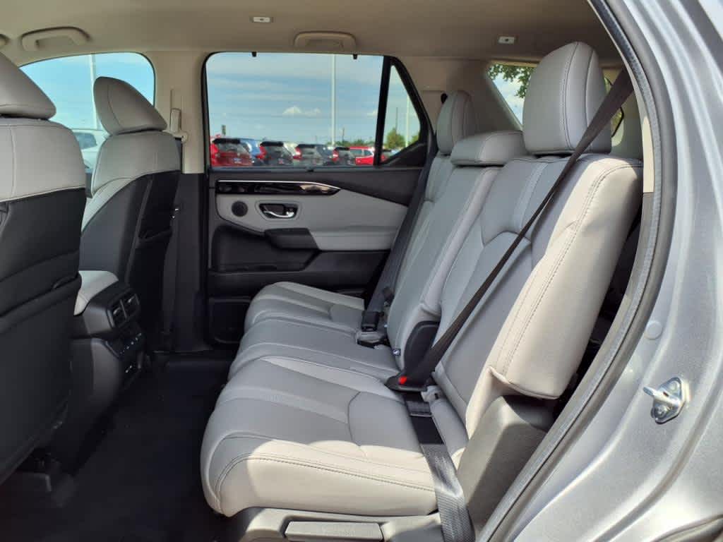 Thumbnail: 2025 Honda Pilot - 13