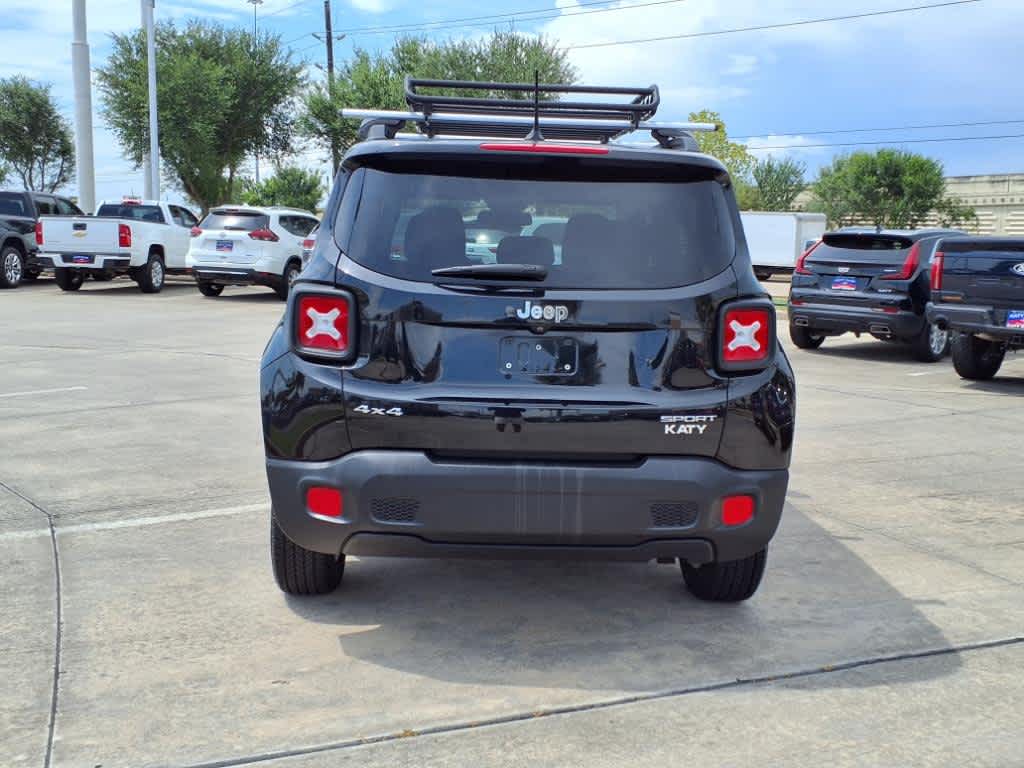 Thumbnail: 2017 Jeep Renegade - 5