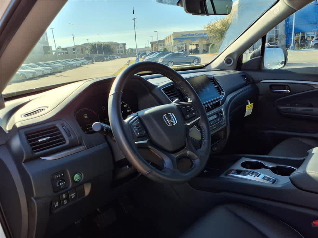 Thumbnail: 2025 Honda Ridgeline - 2