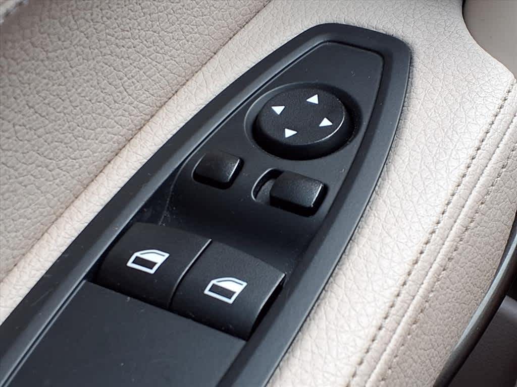 Thumbnail: 2014 BMW 2 Series - 27